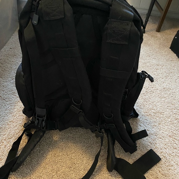 DONATED // Tactical backpack - Picture 4 of 4
